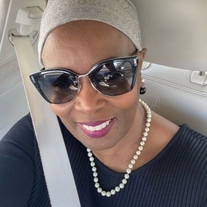 Meet your Posher, Deborah